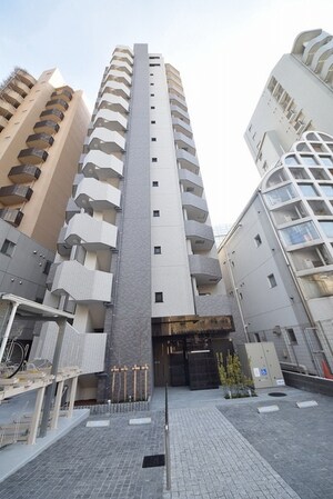 グランハイツ曙橋の物件外観写真